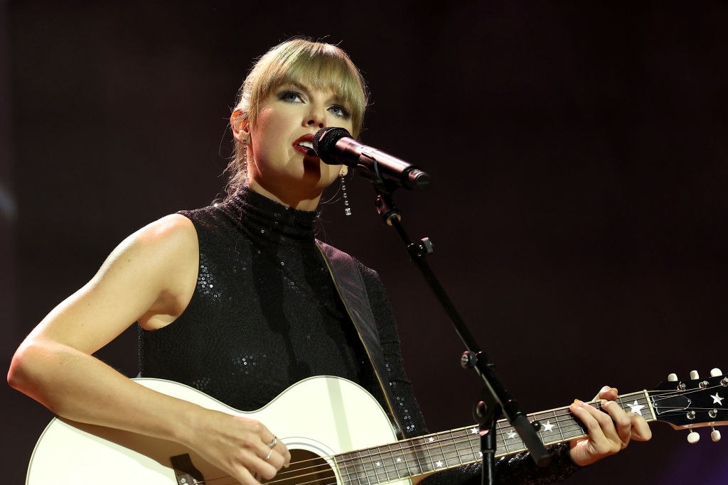 Best Taylor Swift 'Midnights' Lyrics, Songs About Scooter Braun, John Mayer  – StyleCaster