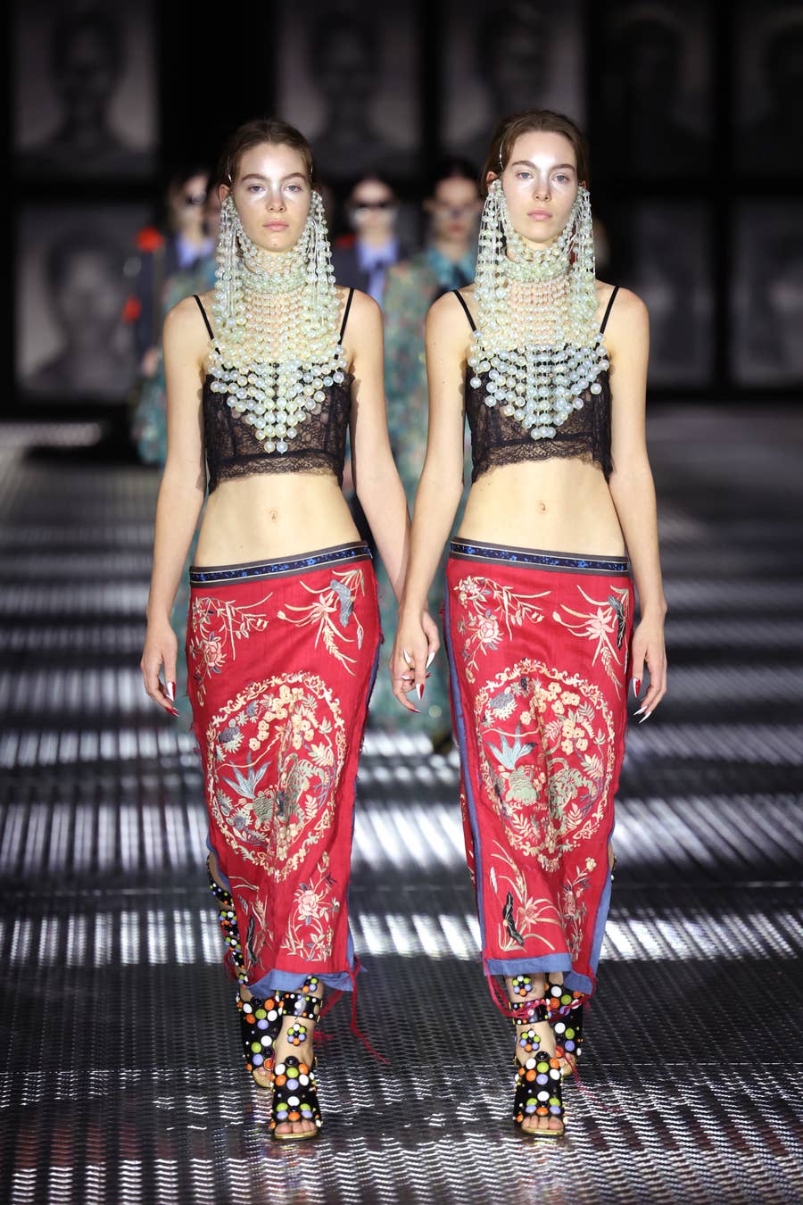 ただのファッションショーじゃなかった Gucciのメッセージ性がすごすぎて 最高 であり ゾッとした