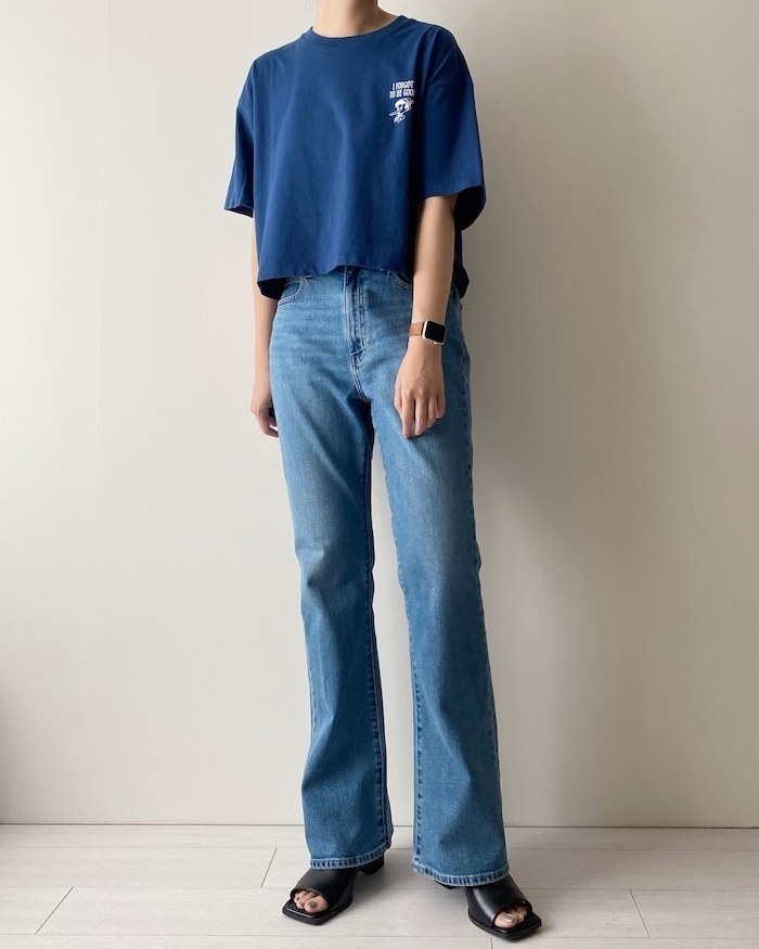 UNIQLO（ユニクロ）のオススメのファッションアイテム「ディズニー ディアレスト フレンズクロップド UT グラフィックTシャツ（半袖・ボクシーフィット）」のコーディネート