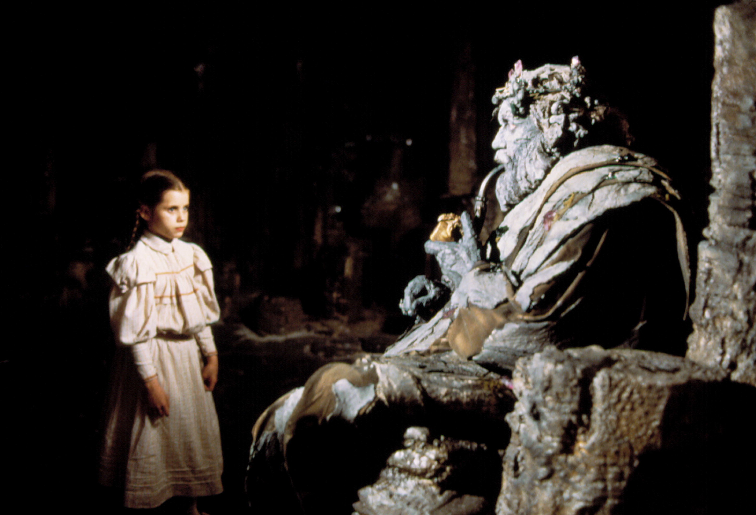 Fairuza Balk as Dorothy Gale in &quot;Return to Oz&quot;