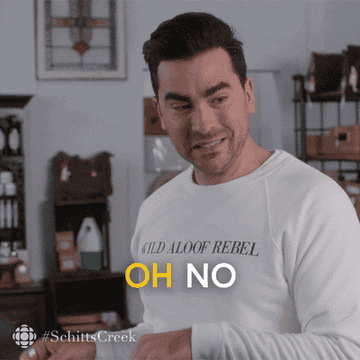 David from Schitt&#x27;s creek smiling and saying oh no sarcastically