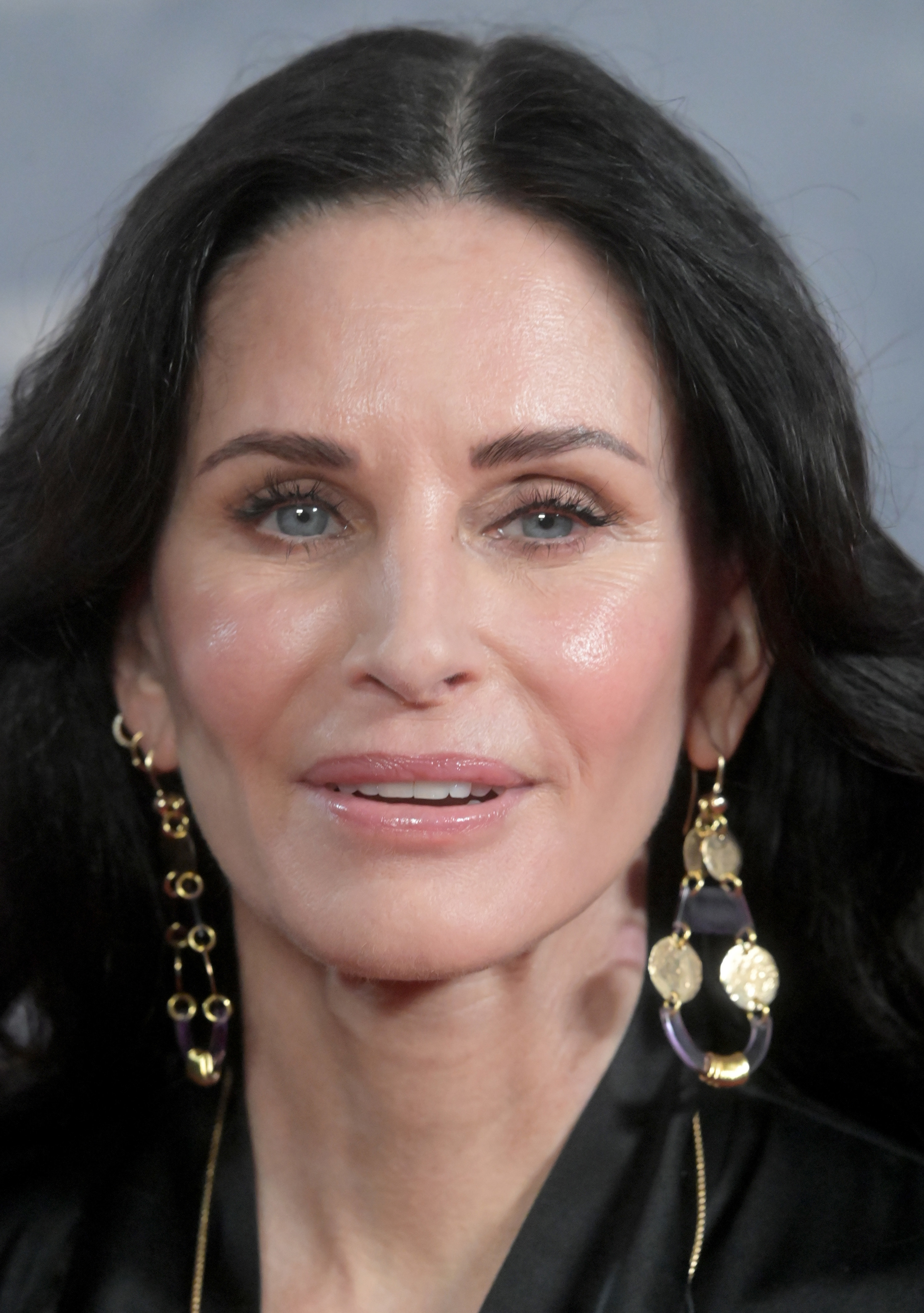 A close-up of Courteney