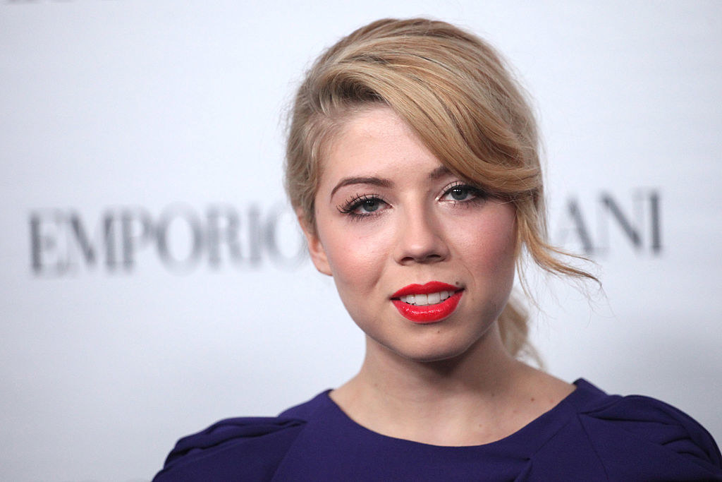 Jennette McCurdy Mom Red Table Talk Interview - 78