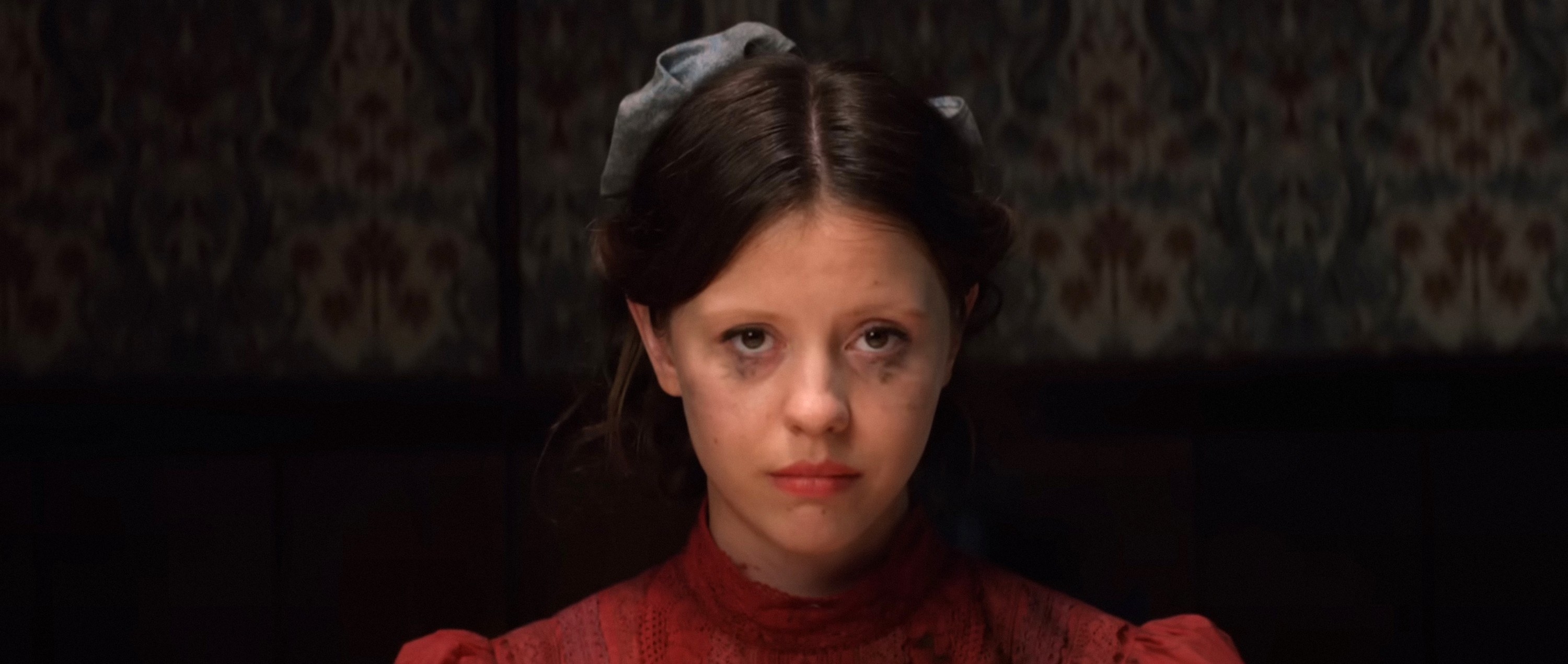 Pearl Review  Mia Goth Stuns In X Horror Prequel - 32