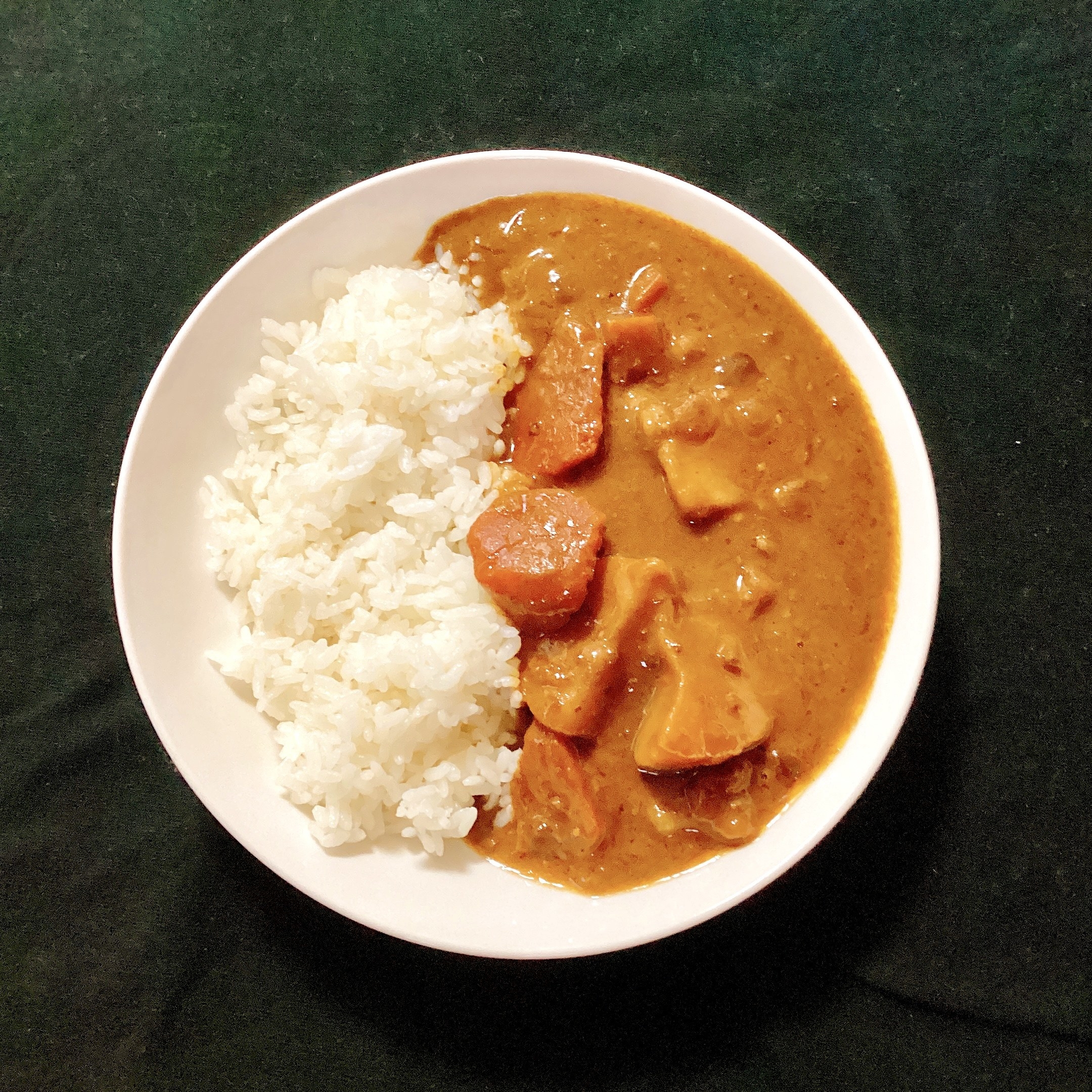 無印良品のオススメのカレー「素材を生かした ごろごろ野菜と豚ひき肉の大盛りカレー」