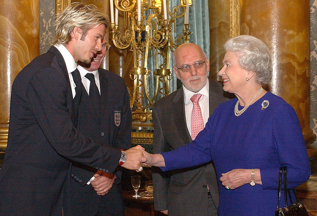 All The Random Celebs Queen Elizabeth Met - 75