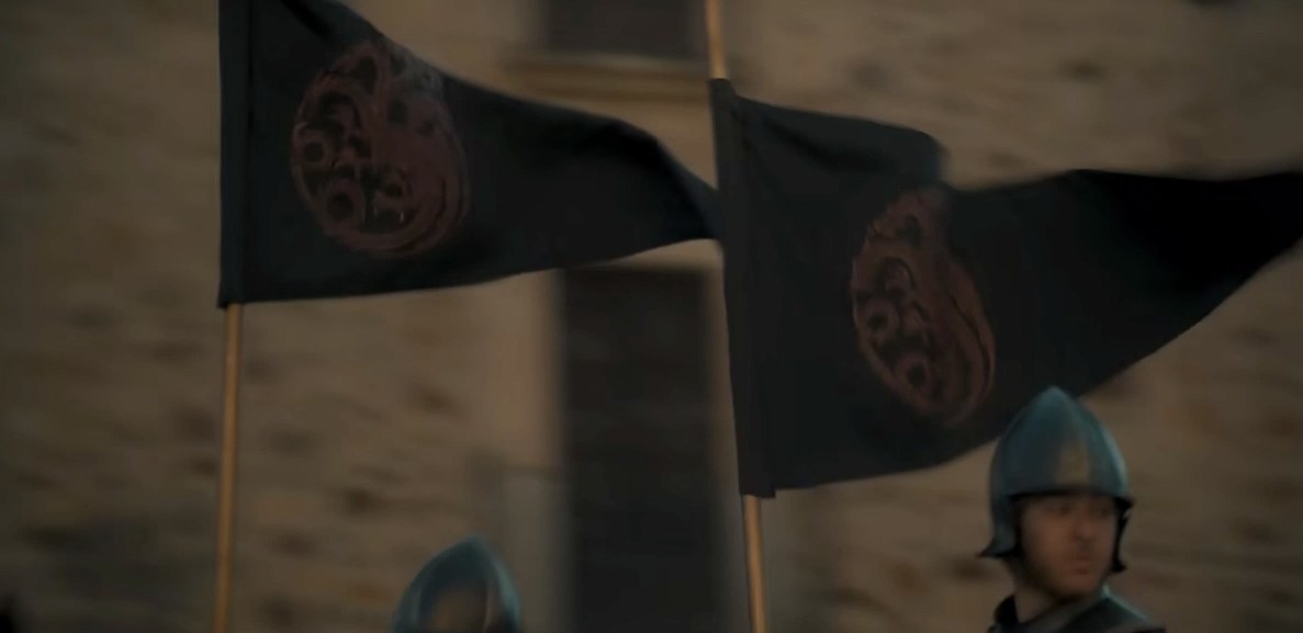 Castle guards riding around with Targaryen banners.