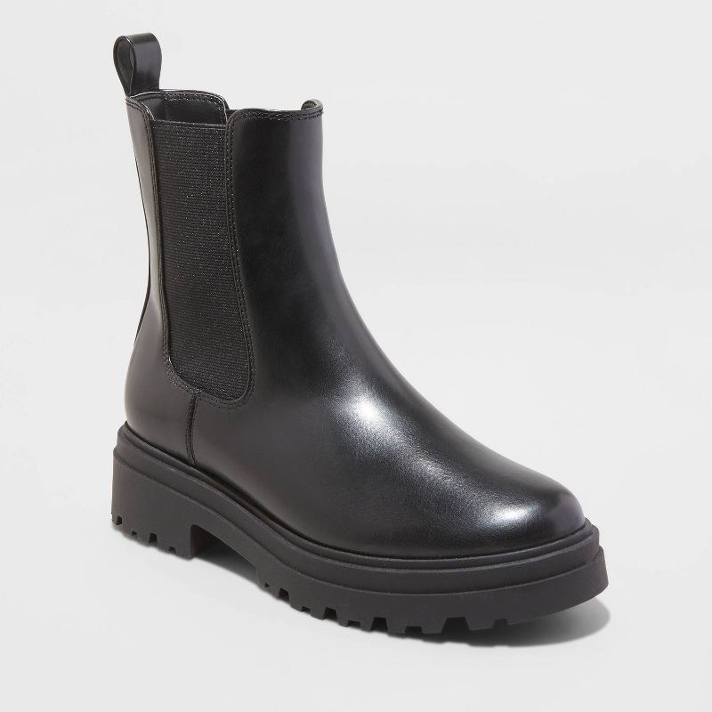 the boot in black