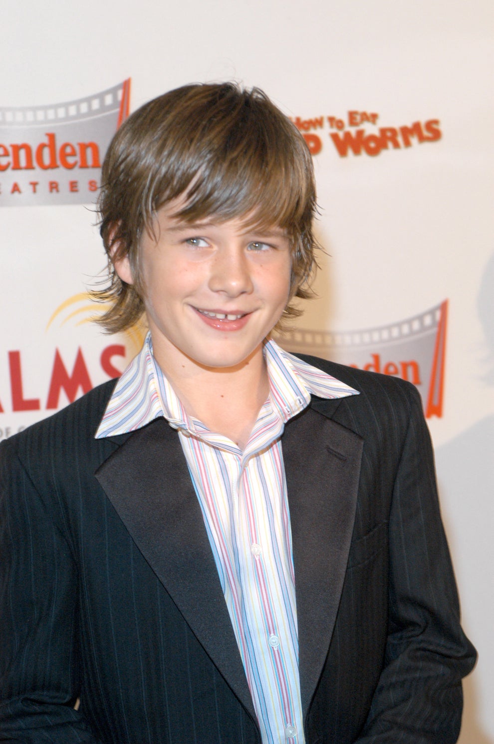 37 Celebs When They Were Little And Famous In The Early 2000s Vs. Grown