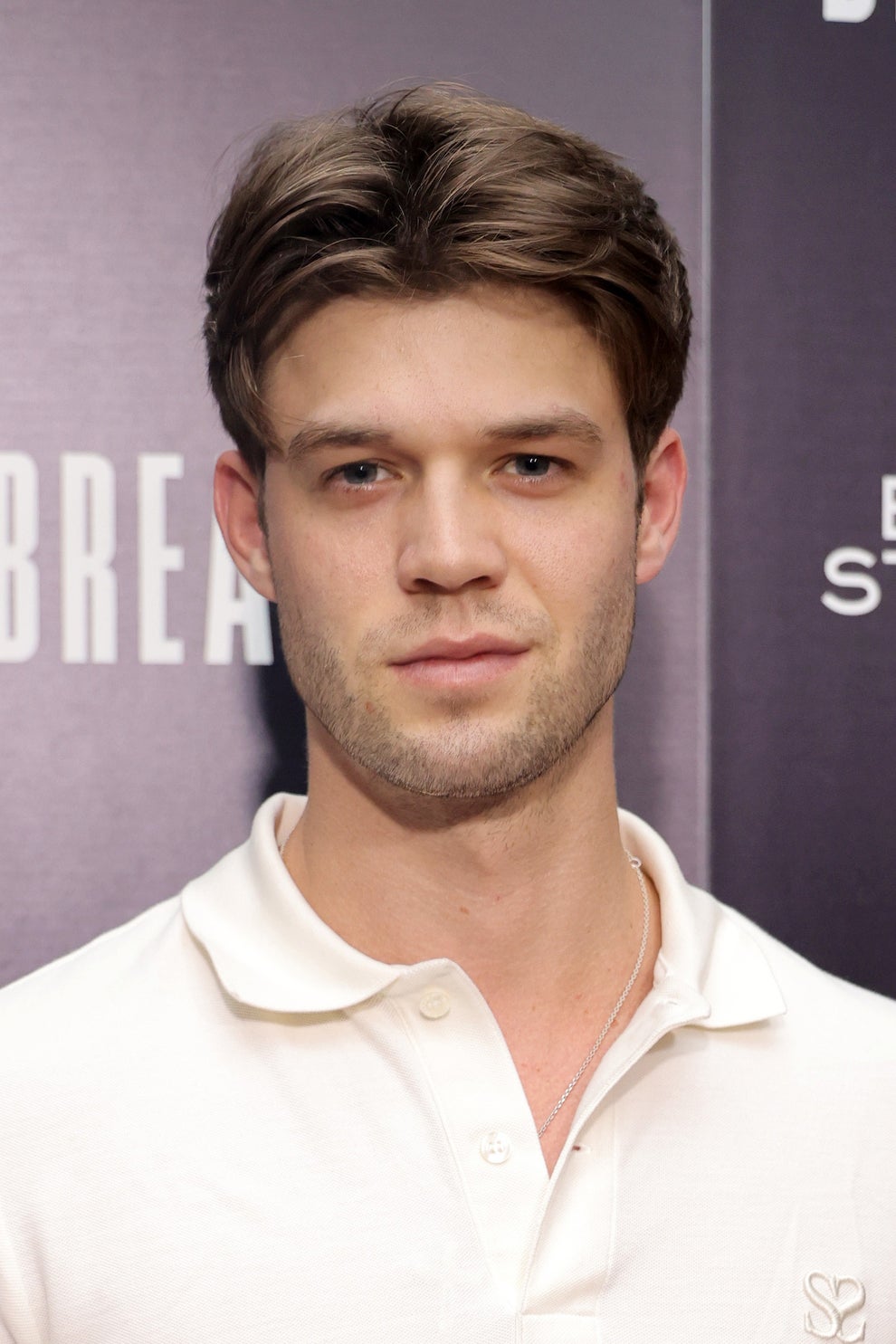 37 Celebs When They Were Little And Famous In The Early 2000s Vs. Grown