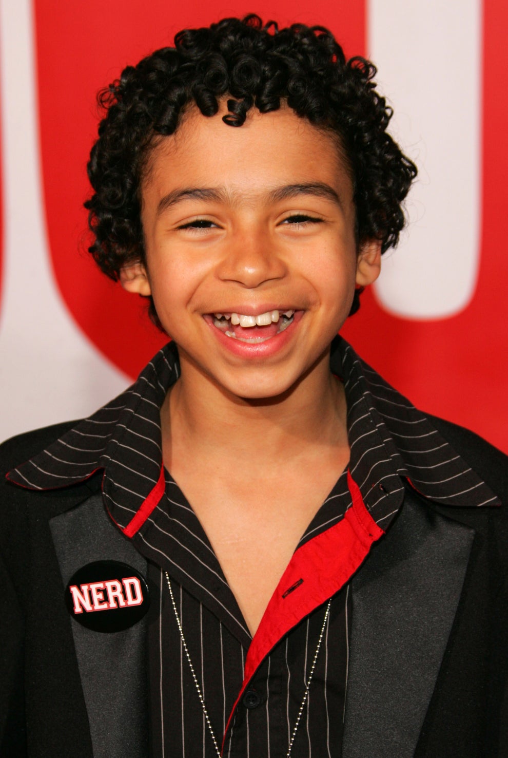 37 Celebs When They Were Little And Famous In The Early 2000s Vs. Grown