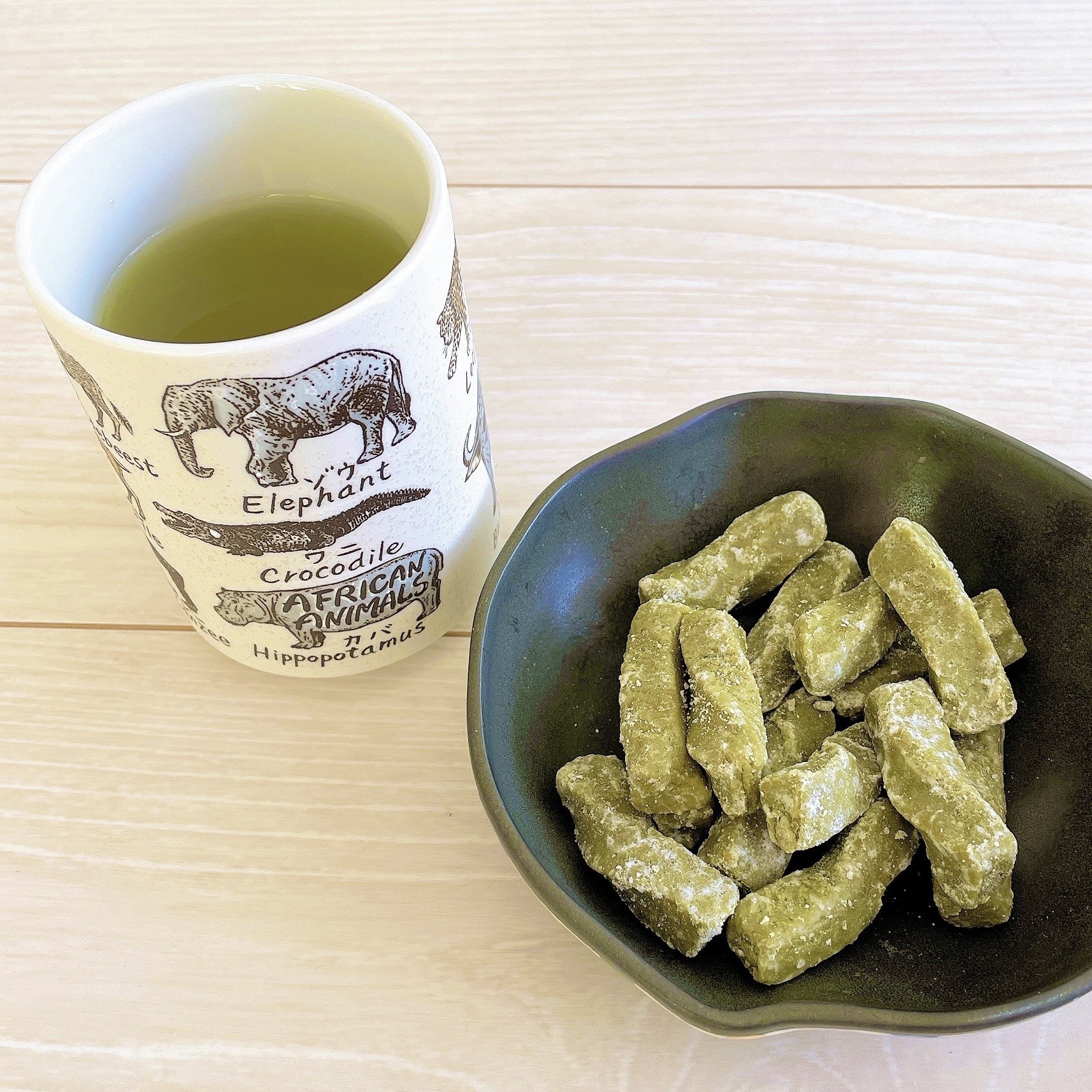 KALDI（カルディ）のおすすめのお菓子「北海道から 抹茶きなこねじり 130g」