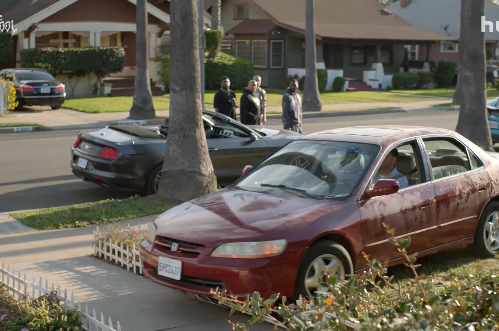 Car in front yard in &quot;This Fool&quot;