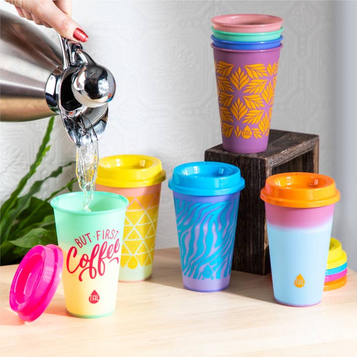 Walmart Is Selling Color-Changing Tumbler & Straw Sets