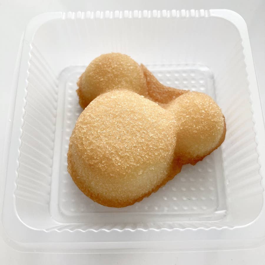 洋菓子屋さんが泣いちゃうよ ディズニーランドの ミッキー菓子箱 が可愛いうえにめっちゃウマい