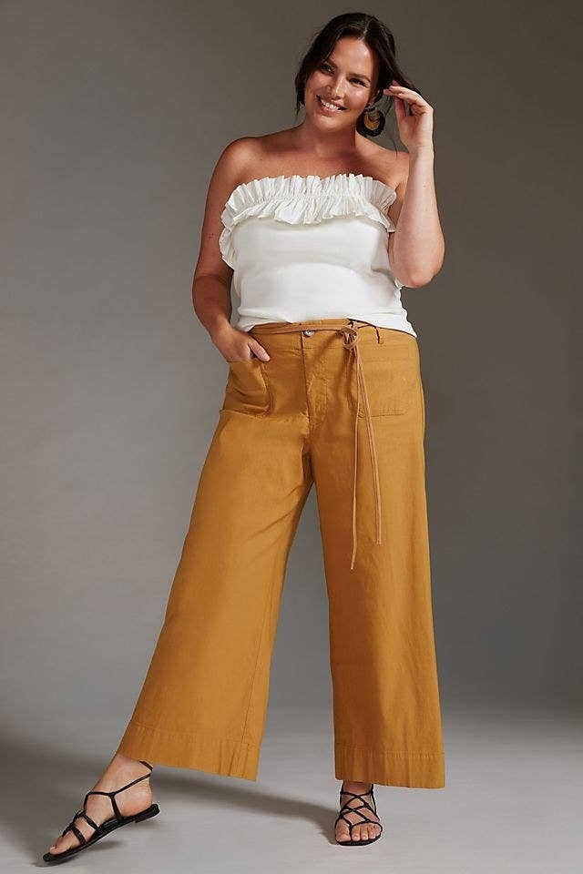 Uniqlo Canada - From office appropriate to casual chic, new styles are now  available in our bestselling Women's Smart Style Ankle Pants collection.  $39.90