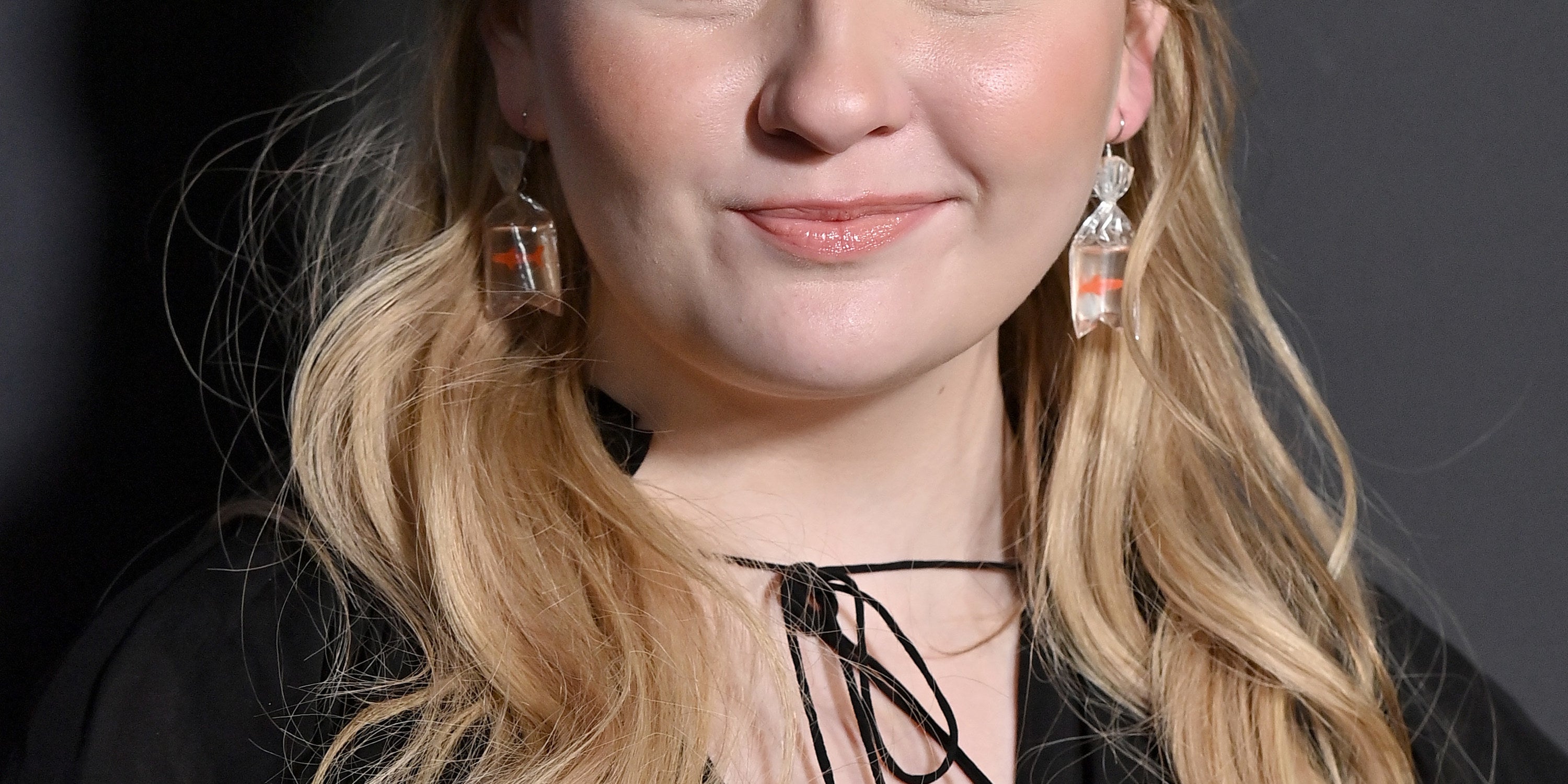Abigail Breslin Was In An Abusive Relationship - Vimarsana News