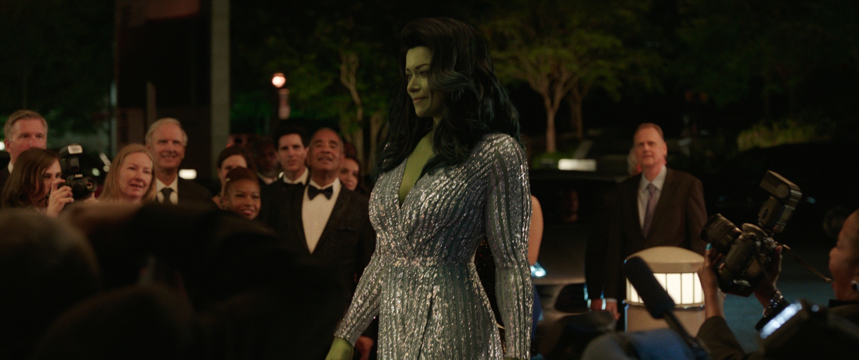 She-Hulk arriving to a party