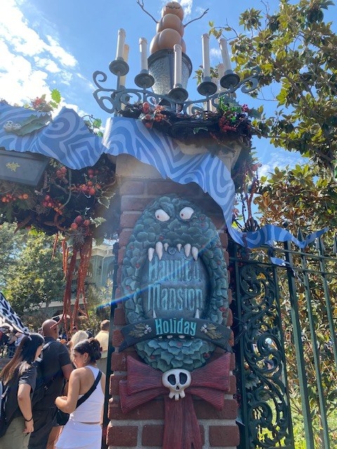 haunted mansion entrance