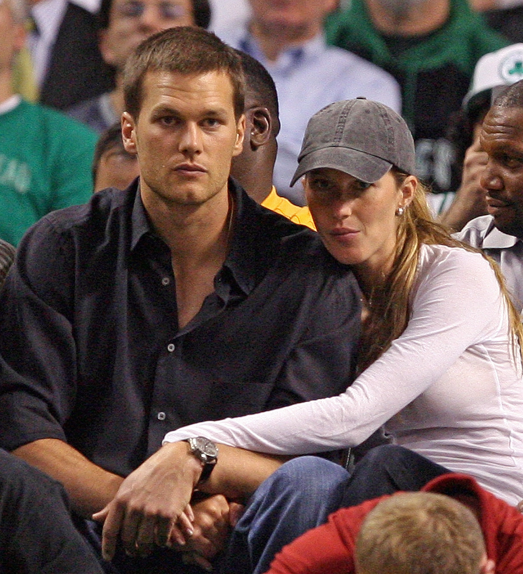 Tom Brady Debuts Ringless Hand Amid Rumors of Divorce From Gisele