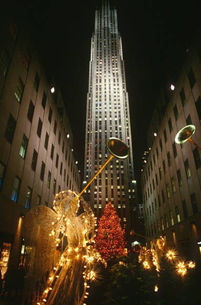 Christmas in New York: Top 5 Places Every Student Should Visit