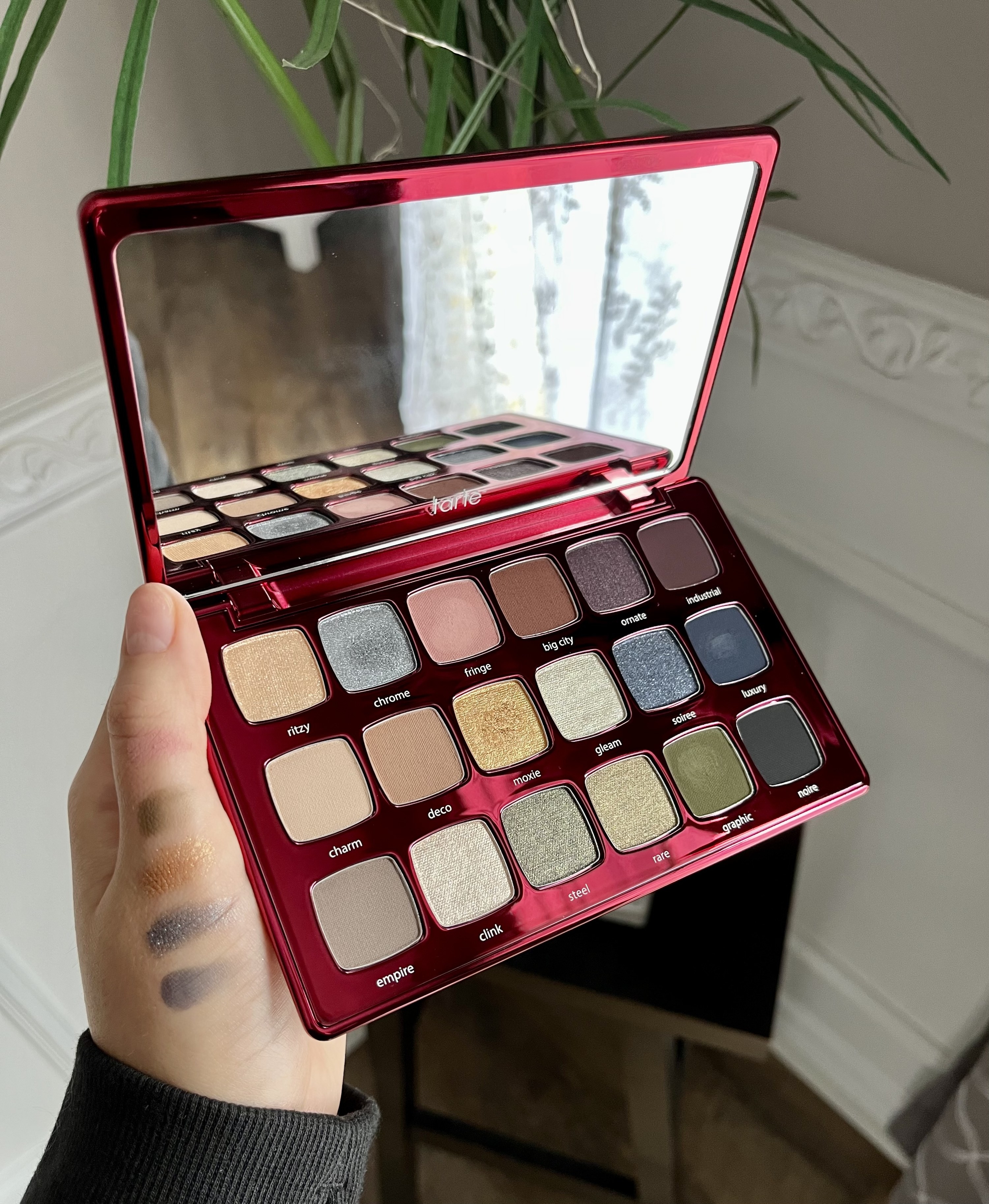 Buy Makeup Revolution Forever Flawless Allure Eyeshadow Palette · Canada