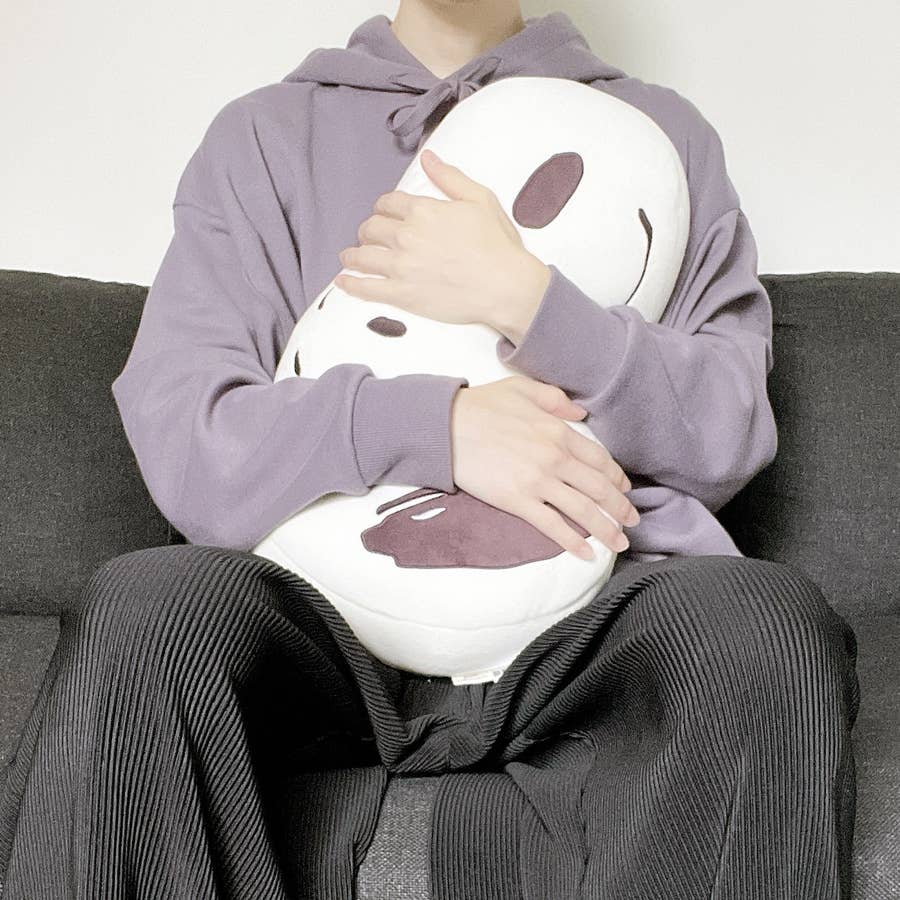 ずっと抱きしめてたい…♡ユニクロの「スヌーピークッション」かわいい 