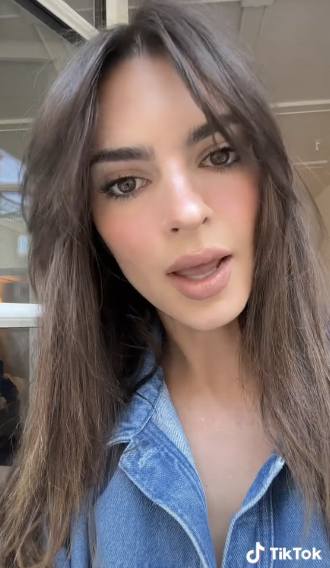 Screenshot of Emily Ratajkowski on TikTok