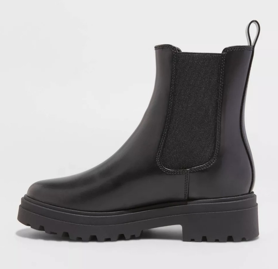 A black chelsea boot