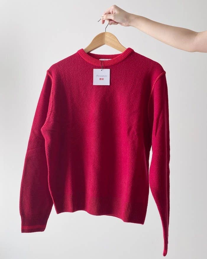 UNIQLO 赤 高い クルーネック セーター M