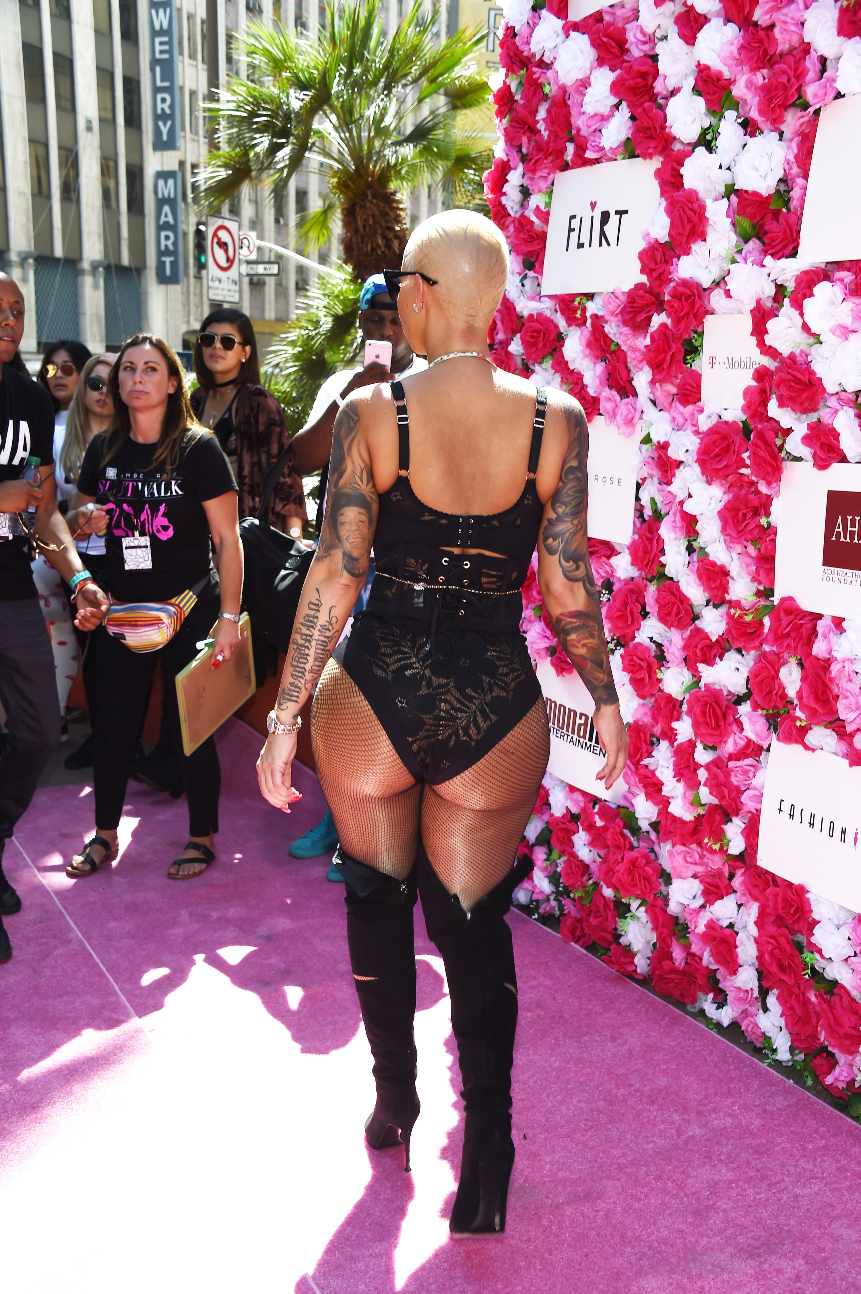 Amber Rose Covers Up Her Wiz Khalifa Tattoo With Another Mans Face   kare11com