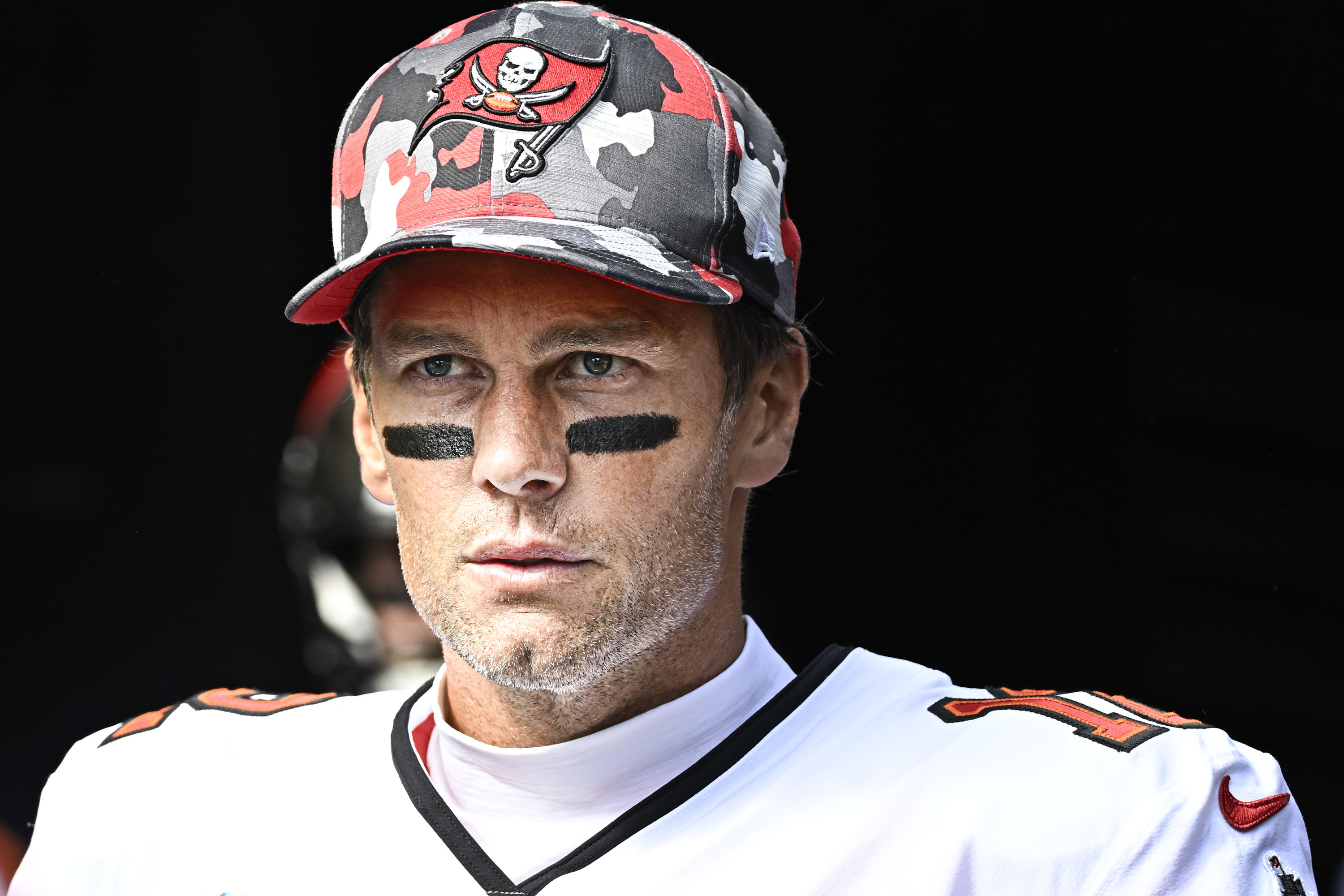 Tom Brady set to return to Buccaneers amid questions about his