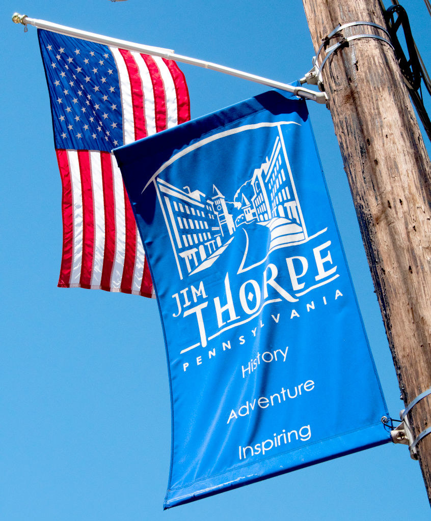 a flag that says Jim Thorpe, Pennsylvania