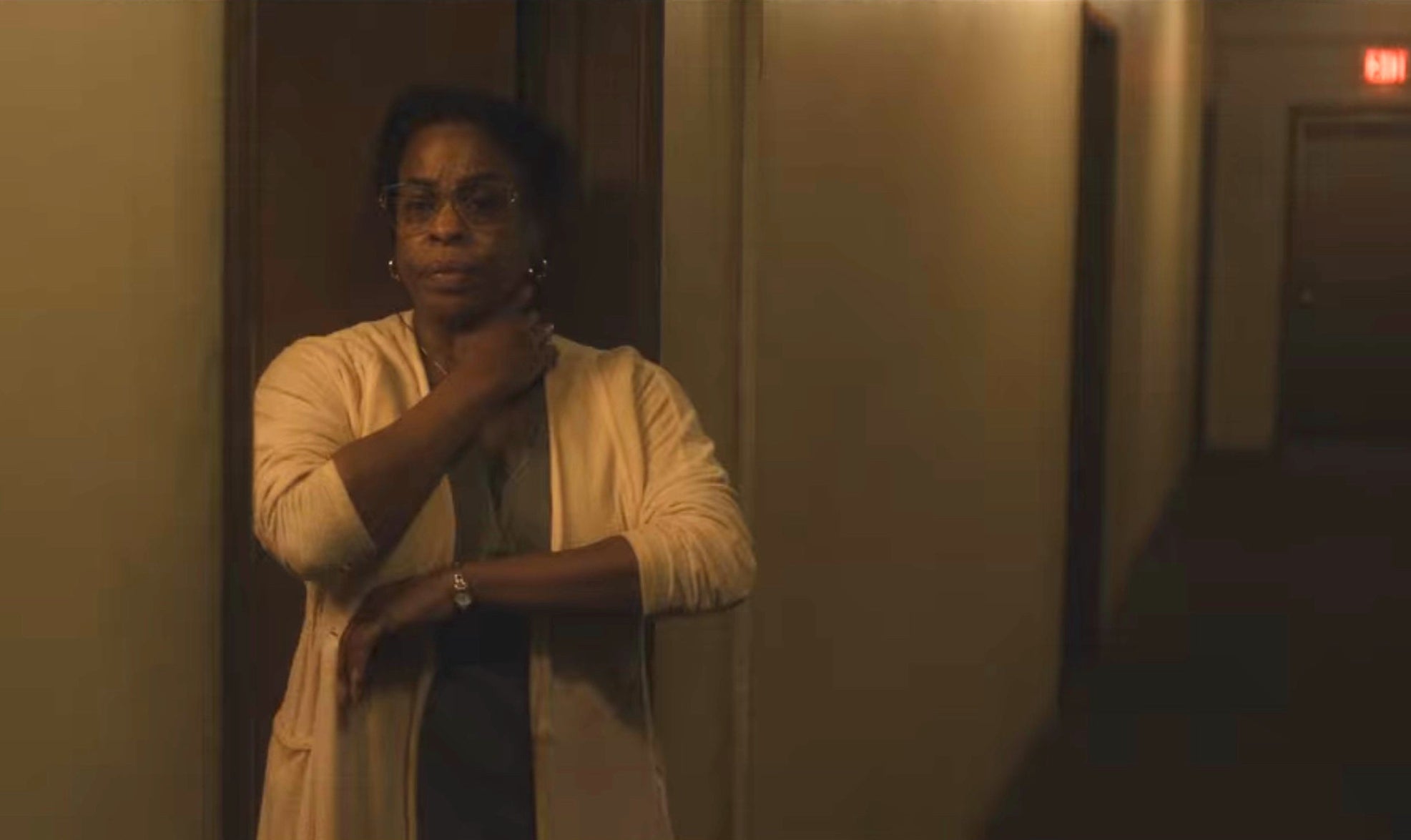 niecy nash-betts looks uncomfortable in &quot;dahmer&quot;