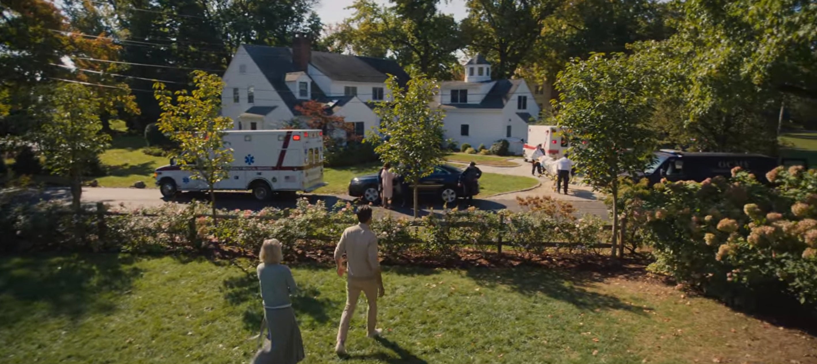 neighbors overlook a crime scene in &quot;the watcher&quot;