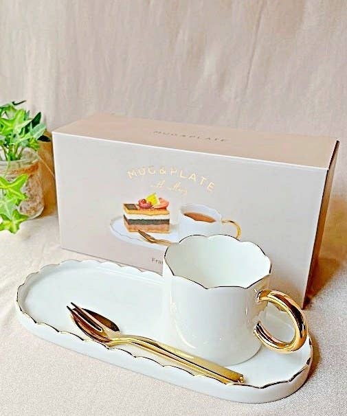 Francfranc(フランフラン)のおすすめ食器「パステルスカラップ マグ&プレート ホワイト」