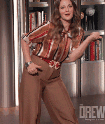 Drew Barrymore, dancing on her show