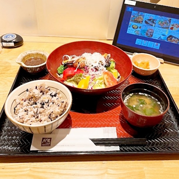 こういうメニューありがたい！大戸屋の「肉と野菜どっちも定食