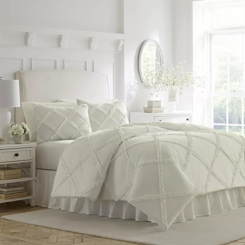 the white comforter set