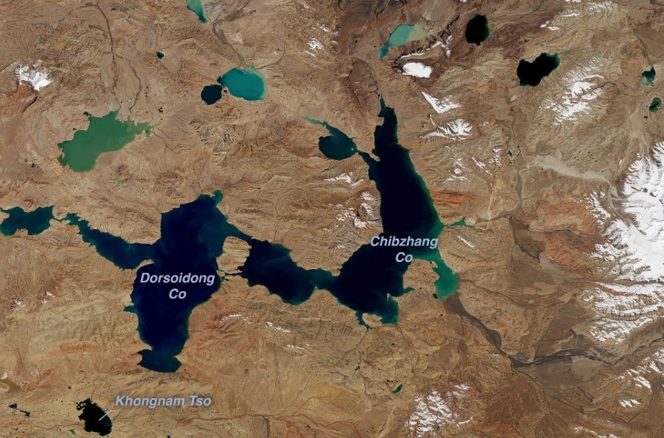 Melting Glaciers Enlarge Lakes on Tibetan Plateau