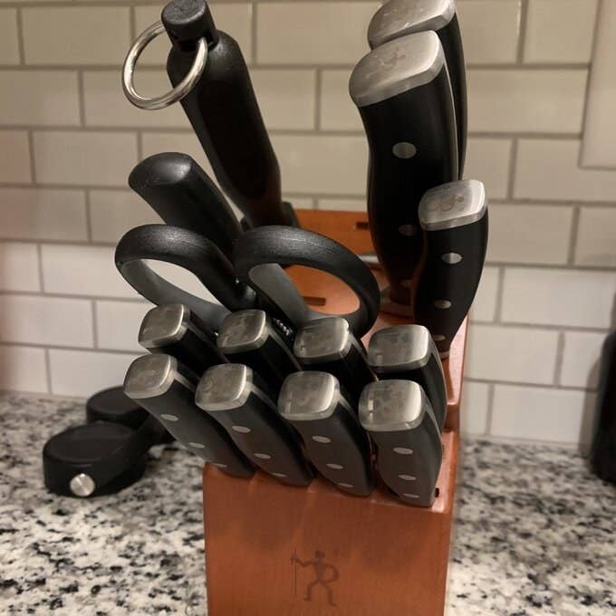 Review photo of the knife block set
