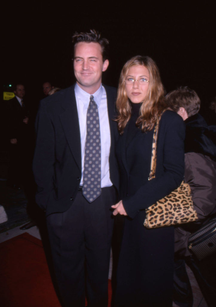 13 Things We ve Learned So Far From Matthew Perry s Memoir  - 93