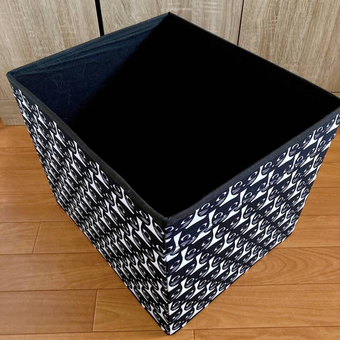 IKEA（イケア）のオススメの収納アイテム「DRÖNA ドローナボックス, ホワイト/ブラック 模様入り, 33x38x33cm」