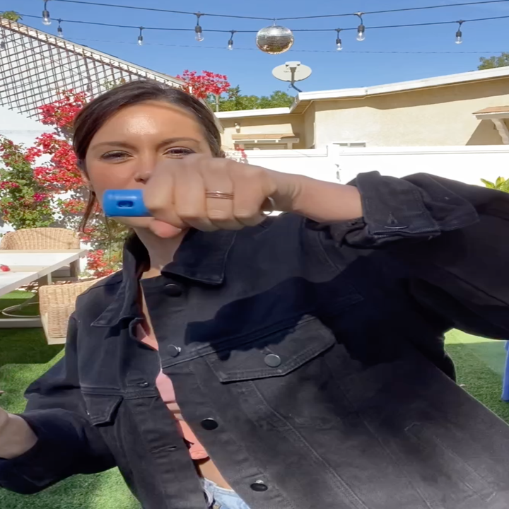 How To Use Pepper Spray According to an Expert