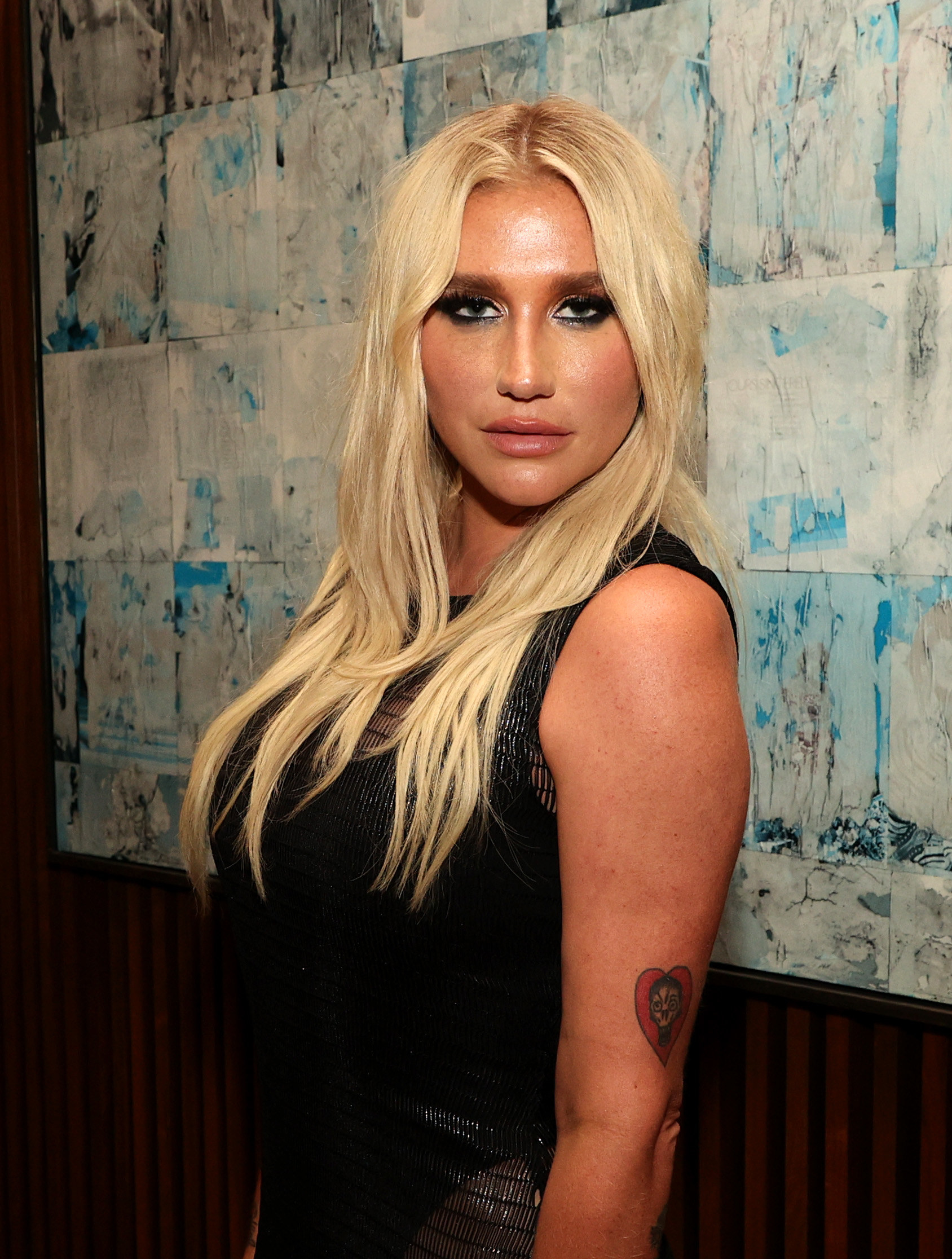 Kesha s Mom Apology For Jeffrey Dahmer Cannibal Lyric - 22