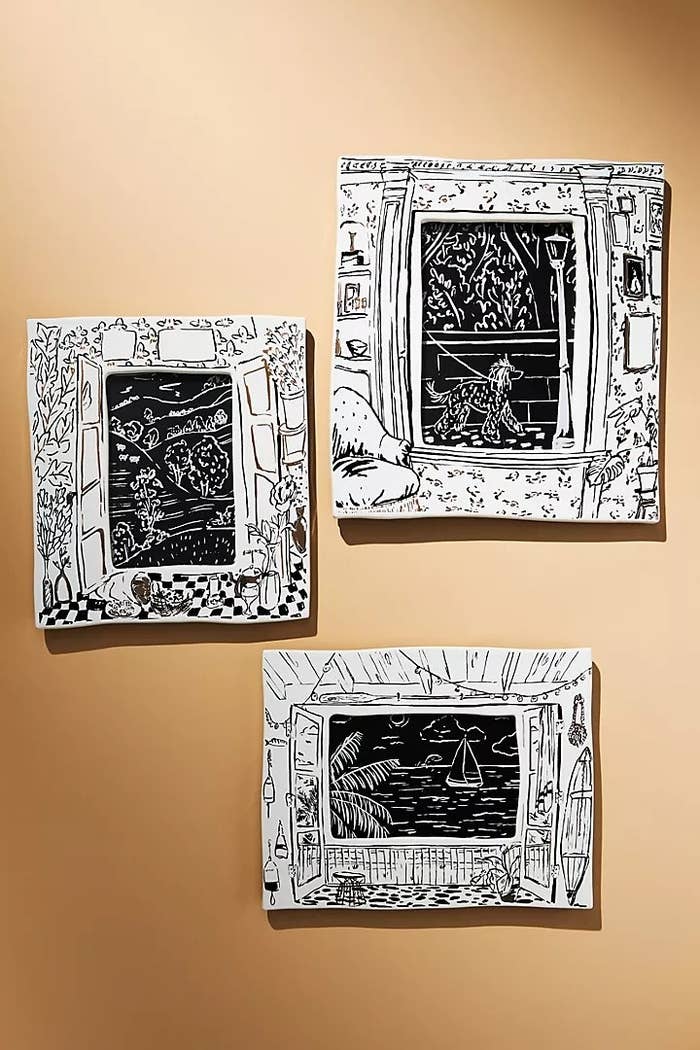The frames in the styles Country House, Beach House, and Townhouse