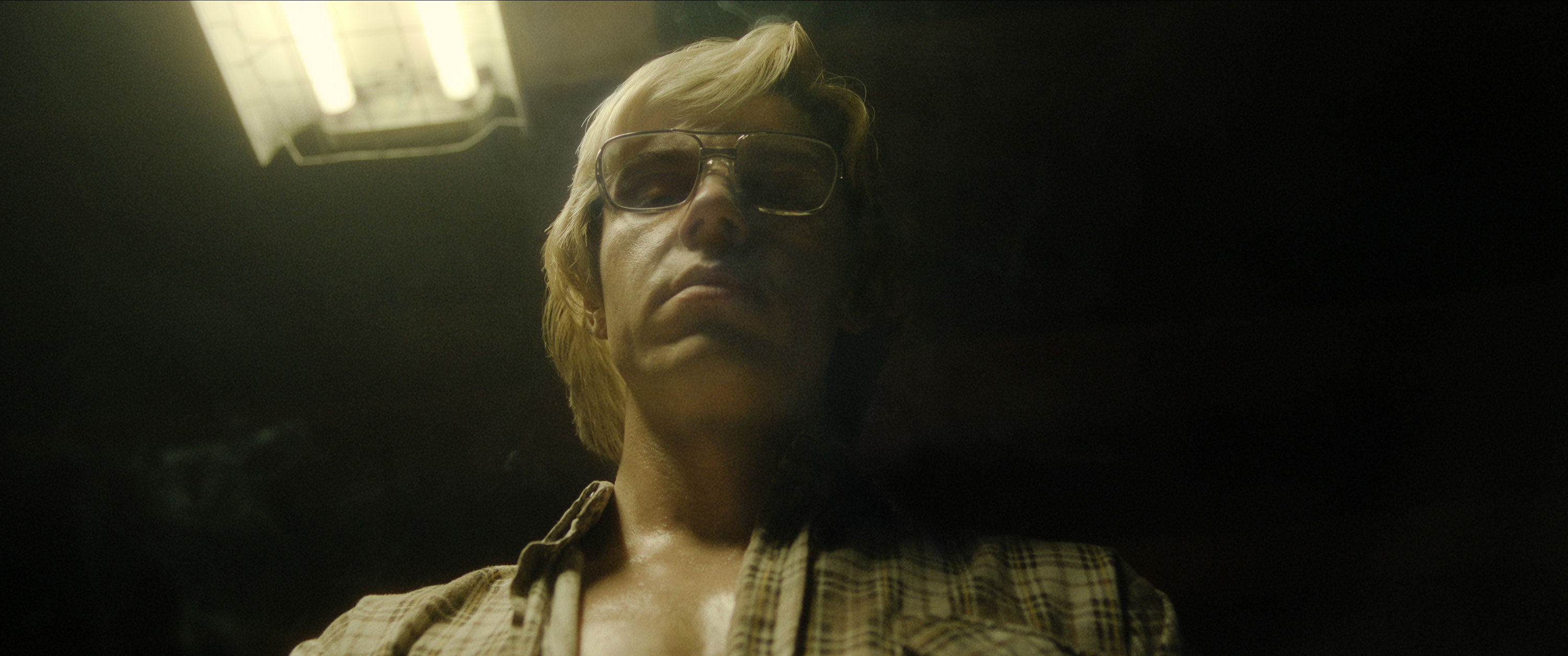 Evan Peters Stayed in Jeffrey Dahmer Character for Preparation