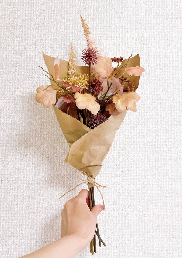 IKEA（イケア）のおすすめオシャレインテリア「SMYCKA スミッカ 造花のブーケ ペールピンク/ベージュ 48cm」