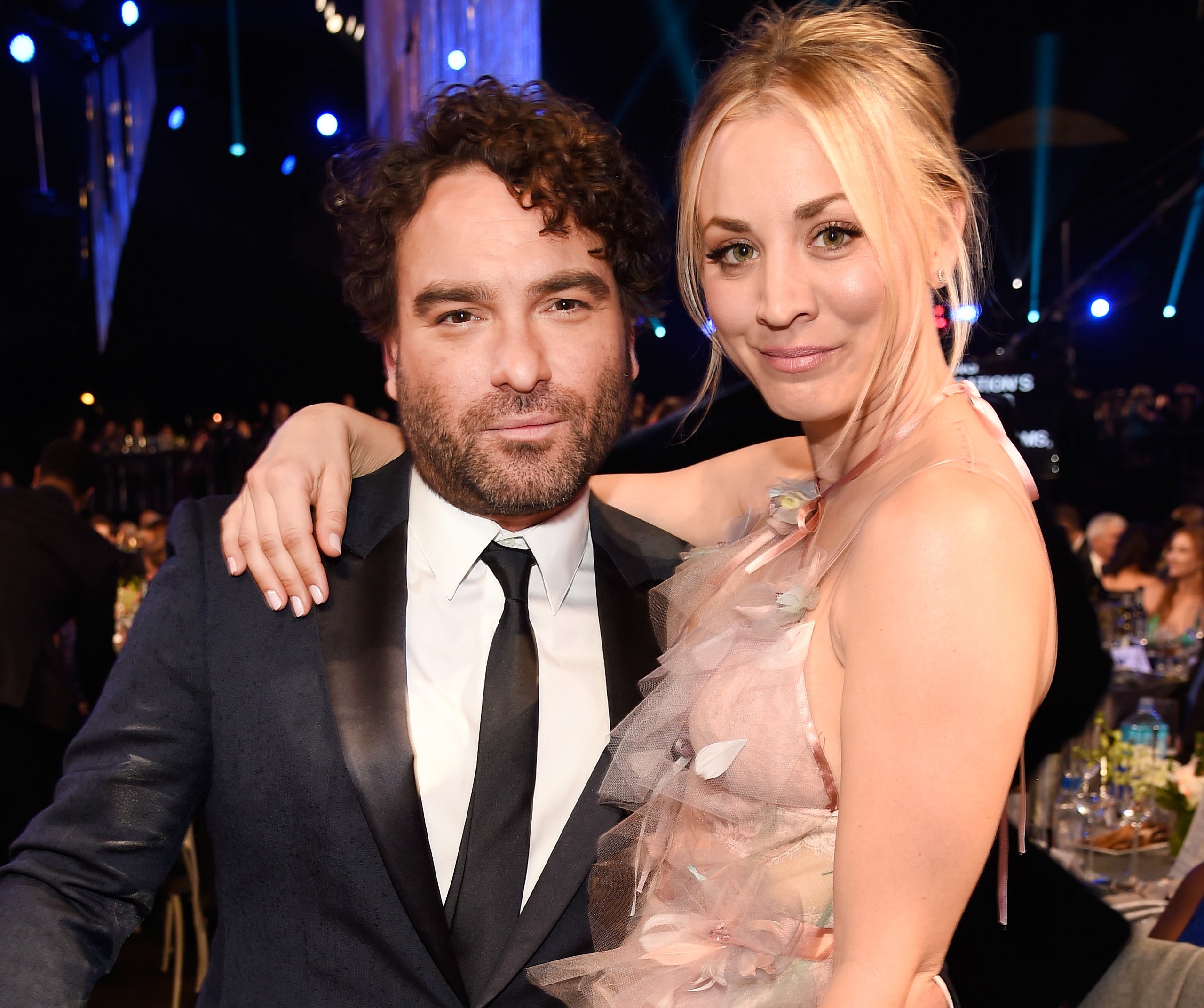 Kaley Cuoco And Johnny Galecki Fell In Love While Filming