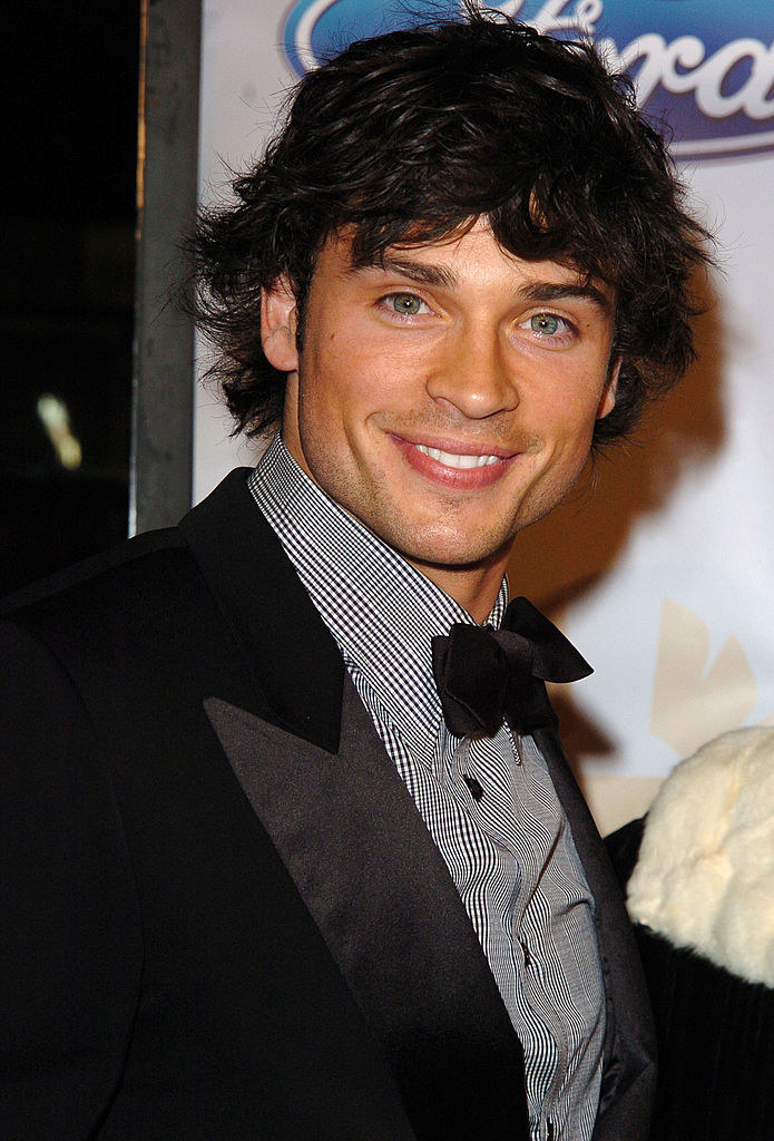 closeup of Tom Welling smiling